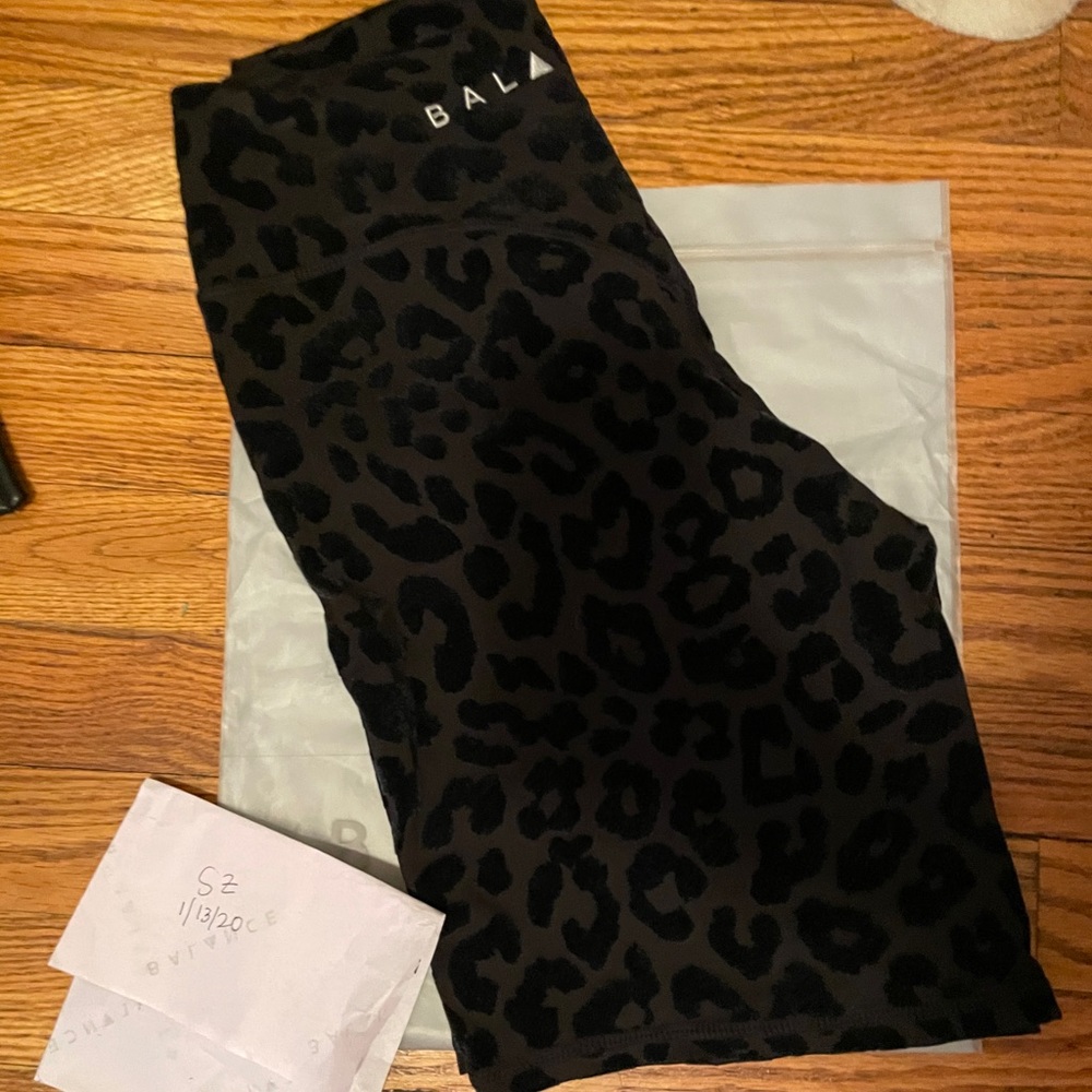 Balance athletics Lux rider short - panther